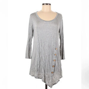 Brenda’s 3/4 sleeve Top Medium